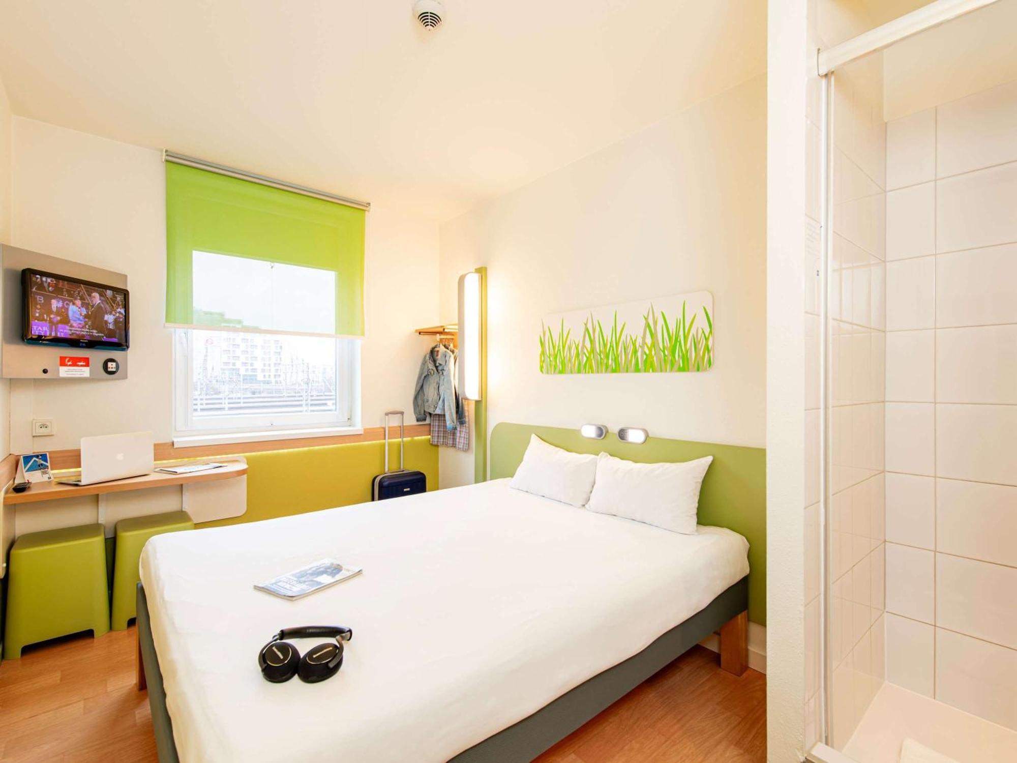 ibis budget Krakow Stare Miasto Exteriör bild