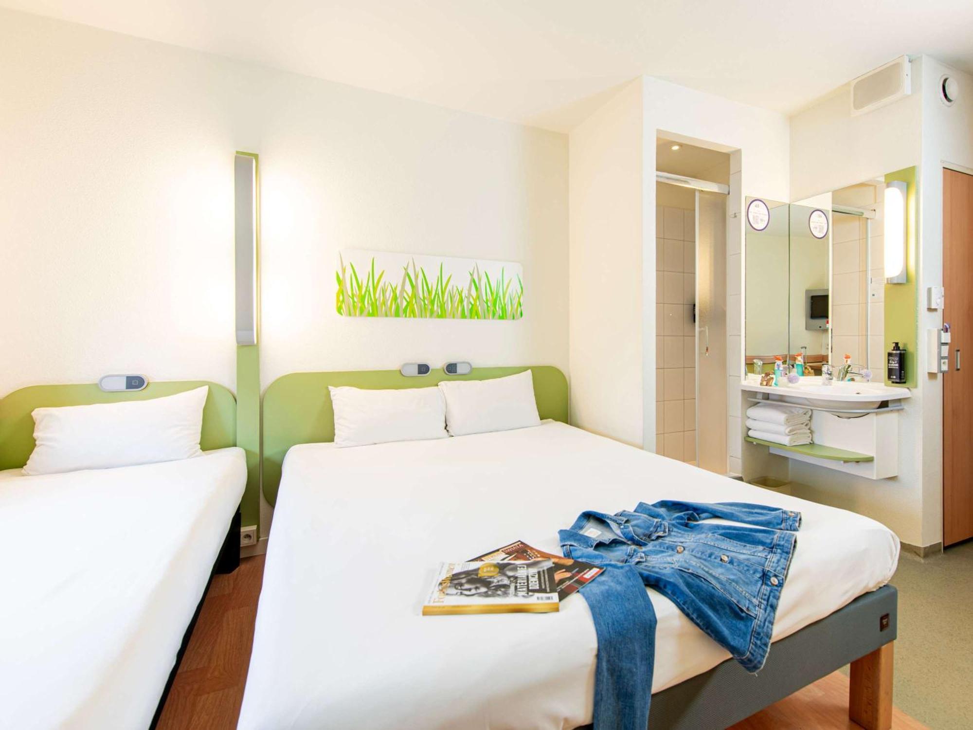 ibis budget Krakow Stare Miasto Exteriör bild